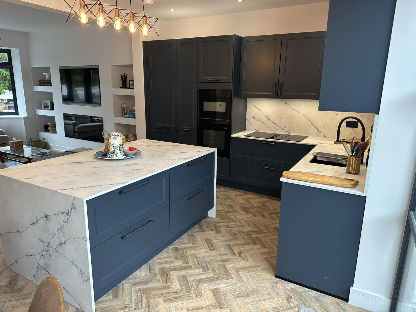 530713393 1433831911117060 8352740019839851330 n